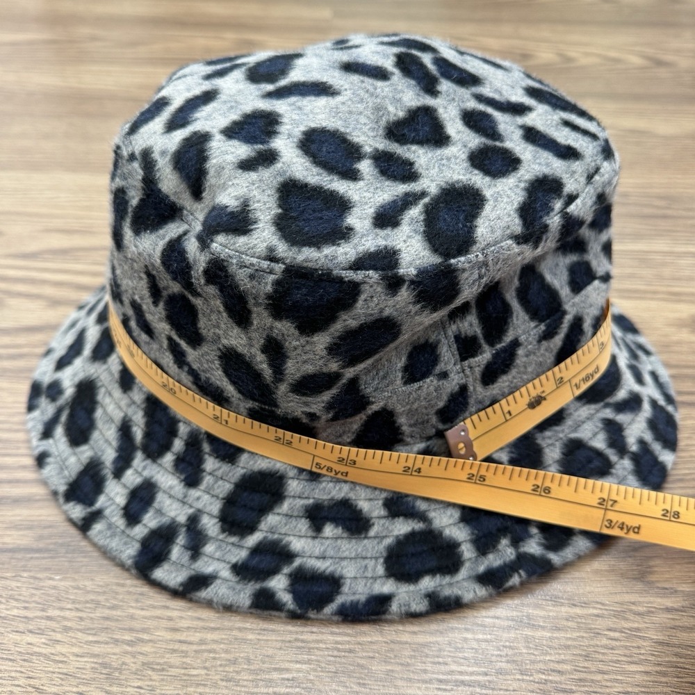 NEW Wyeth Bucket Hat Womens One Size Gray Leopard Print Fuzzy Retro Y2K 90s Boho - Picture 13 of 16
